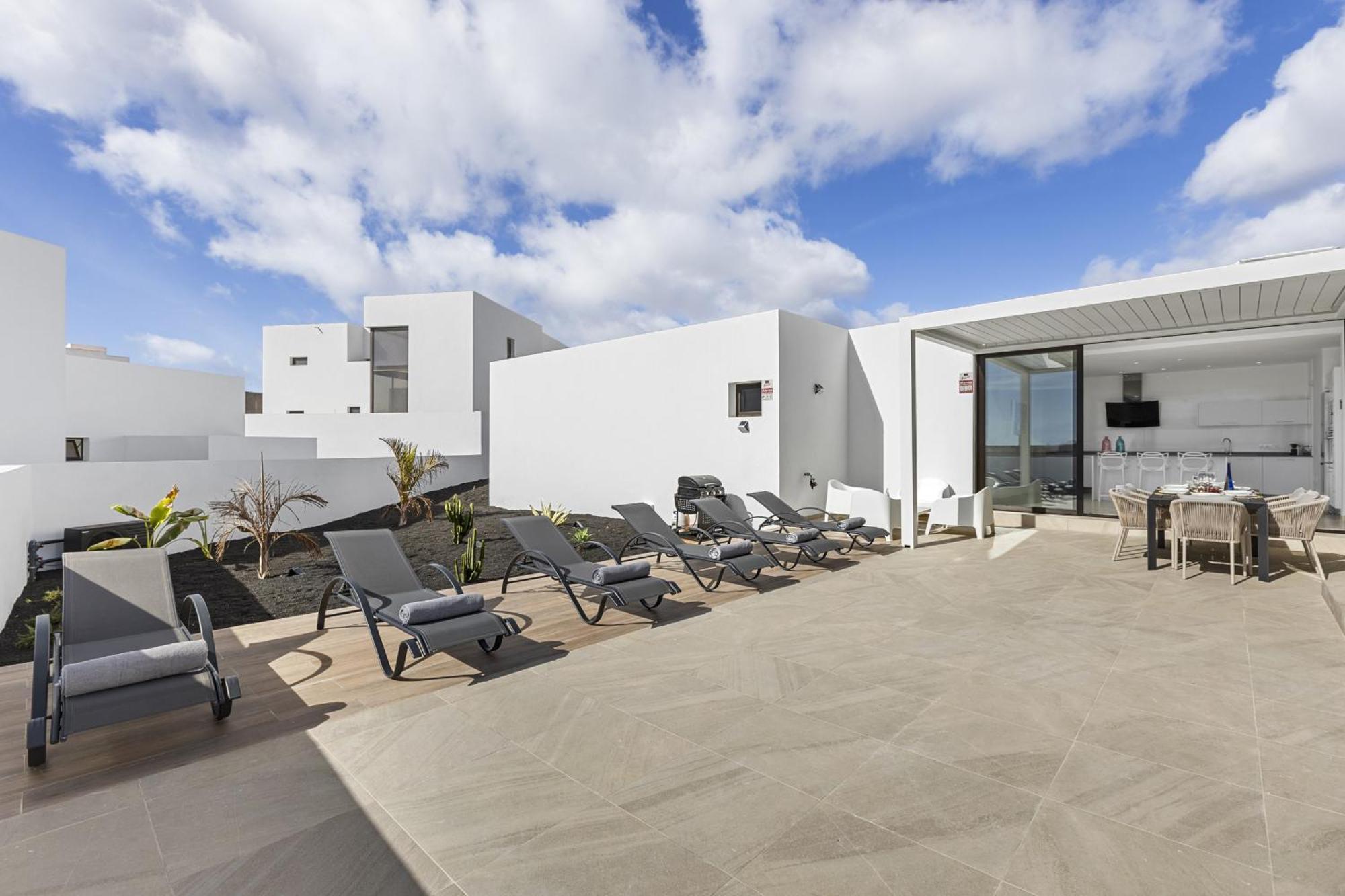 Tías Casahost Fontaine Bleue Villa מראה חיצוני תמונה