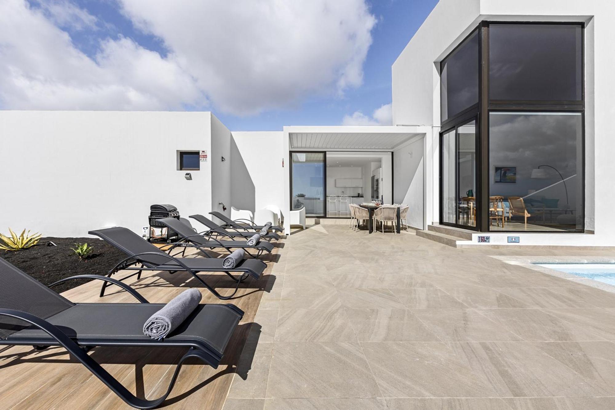 Tías Casahost Fontaine Bleue Villa מראה חיצוני תמונה
